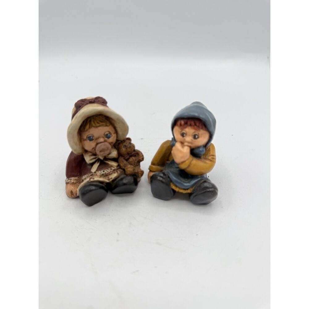 Hand-Painted Resin Baby Girl Figurine Pair – EL 87 Pacifier & Teddy Bear Set